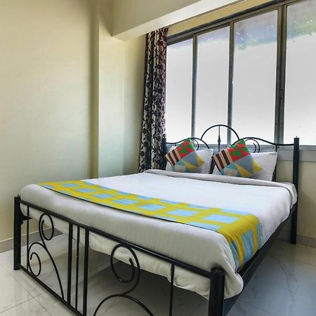 Flagship Cozy Stay Kharghar Koparpada Bagian luar foto