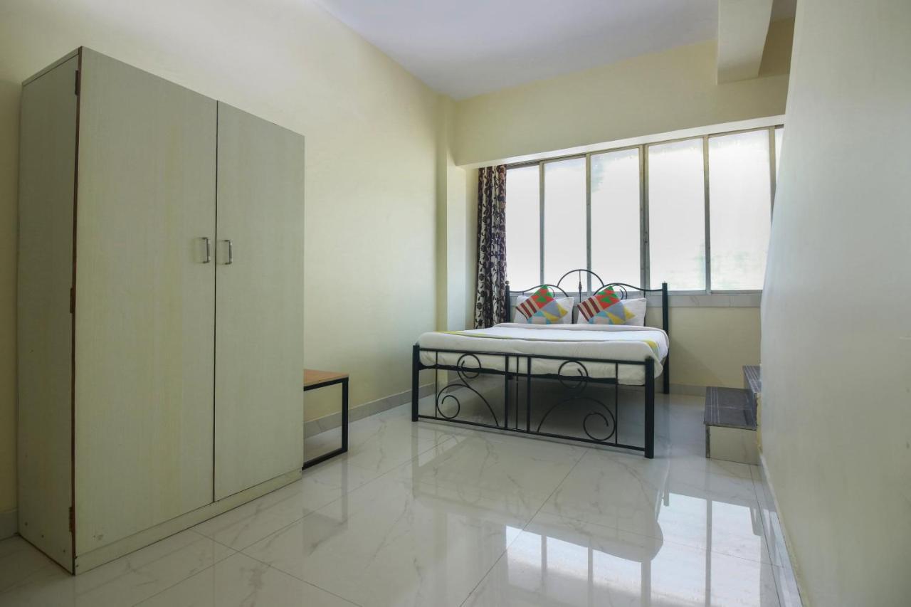 Flagship Cozy Stay Kharghar Koparpada Bagian luar foto