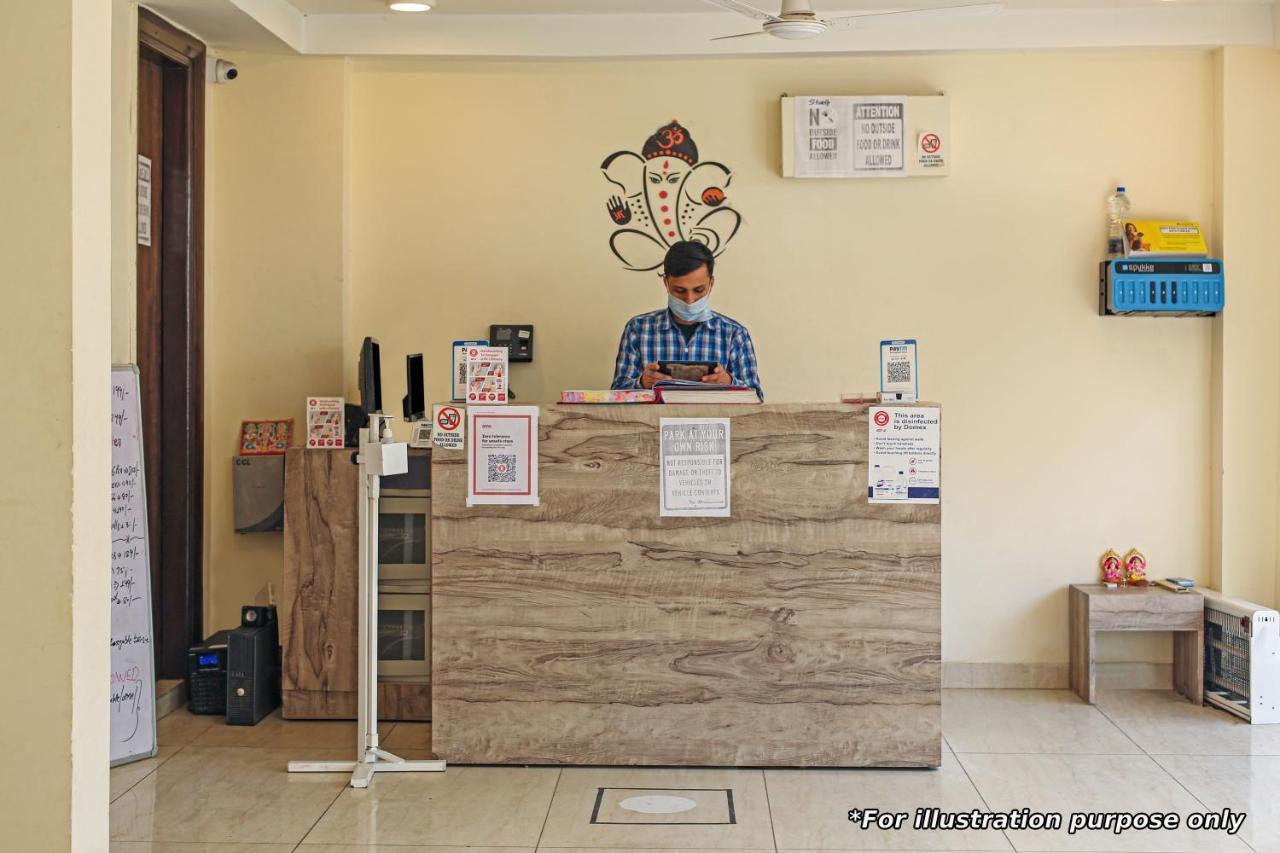 Flagship Cozy Stay Kharghar Koparpada Bagian luar foto